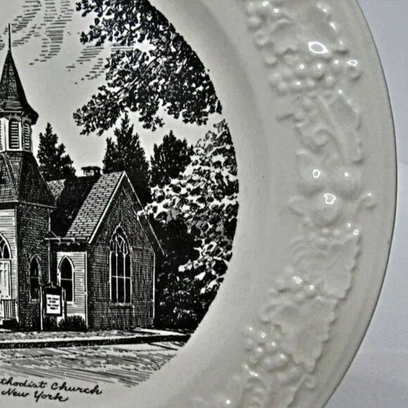 Collectors 10" Memory Plate The Methodist Church in Centerport New York - Picture 3 of 5